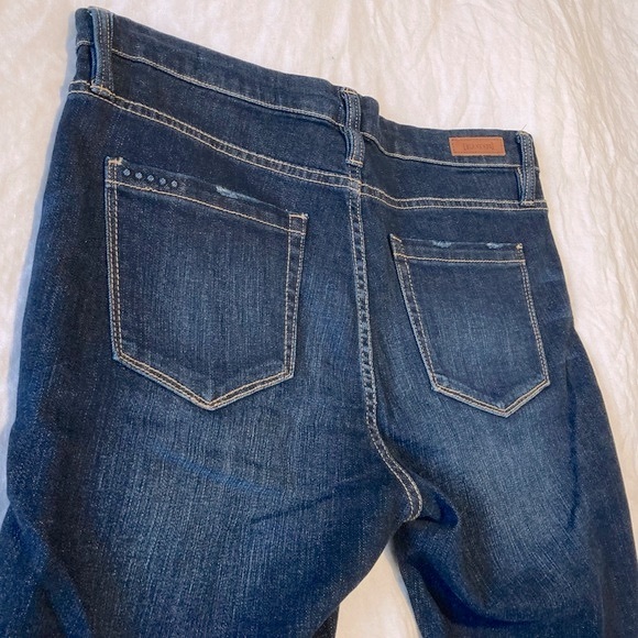 BlankNYC Mid Rise Skinny Distressed Dark Wash Jean - Picture 7 of 8